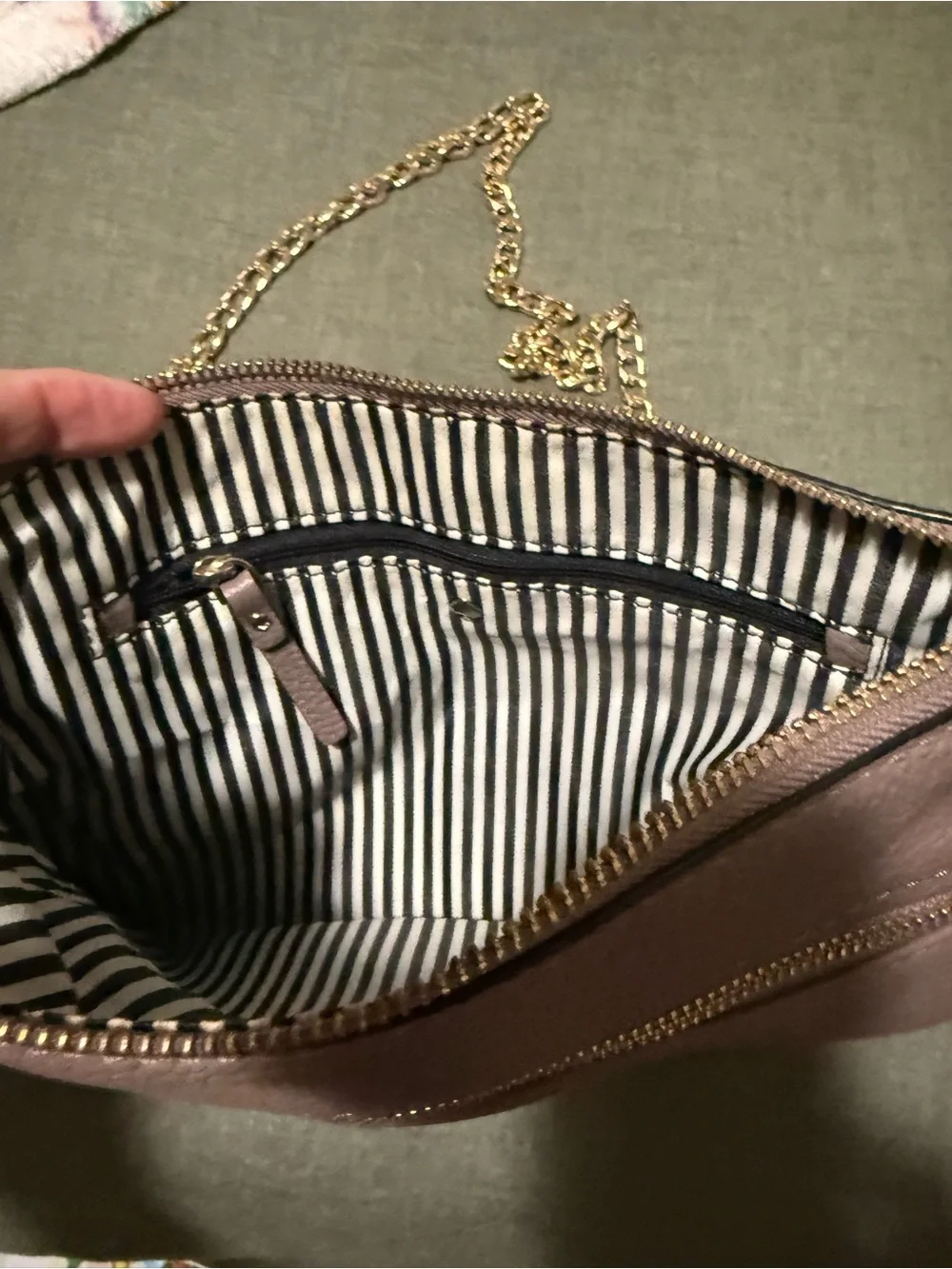 kate spade taupe pebbled leather crossbody with gold chain